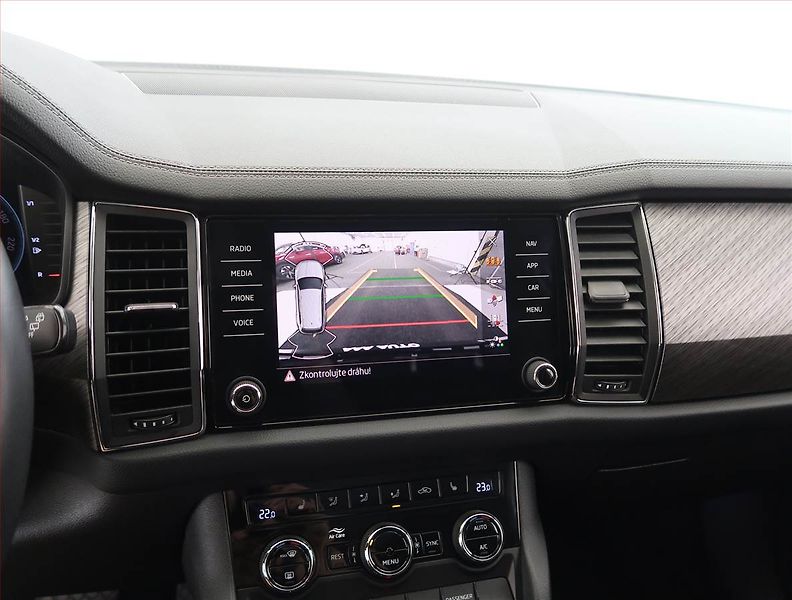 Škoda Kodiaq (2023) Style 2.0 TDI, digi klima - fotka 19 z 27