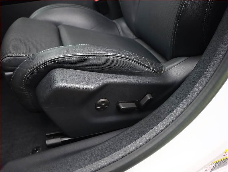 Peugeot 508 (2013) 2.0 HDi, Serv.kniha, Navi - fotka 16 z 19
