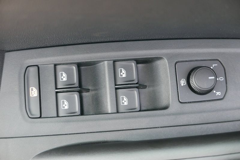 Škoda Fabia (2025) 1.0 MPI 59 kW M5° Selection - fotka 16 z 29