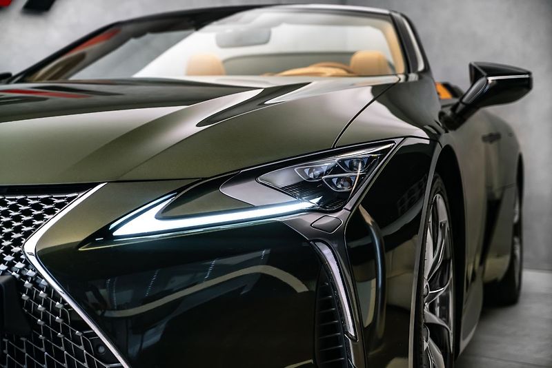 Lexus LC 500 Cabrio Performance - fotka 11 z 22