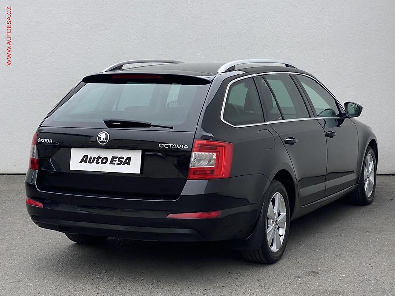 Škoda Octavia (2014) 2.0TDi, ČR, Elegance, bixen - fotka 4 z 18