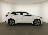BMW X2 (2021) xDrive25e - náhled 6