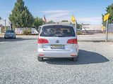 Volkswagen Touran (2014) 1.6TDI 77KW DSG NAVI – 7 SEDAD - náhled 6