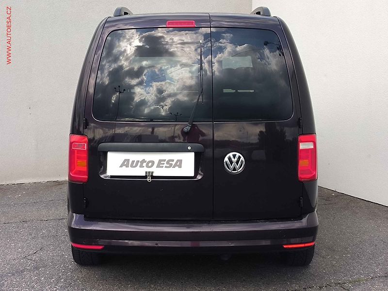 Volkswagen Caddy (2015) 2.0TDi MAXi 7míst - fotka 5 z 20