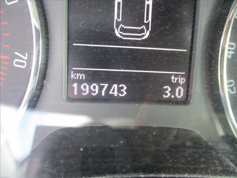 Škoda Fabia 1,2 TSI, klima, servis, 1.maj, - fotka 11 z 31