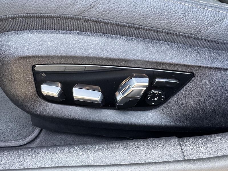 BMW Řada 5 (2023) 520xd, Luxury Line, Panorama - fotka 18 z 48