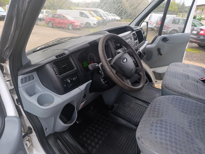 Ford Transit (2008) 2.2 TDCi L3H2 6míst tažné  - fotka 10 z 17