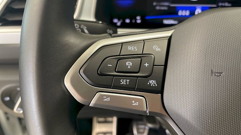 Volkswagen T-Roc (2025) Life GOAL 1.0 TSI 85kW - fotka 17 z 31