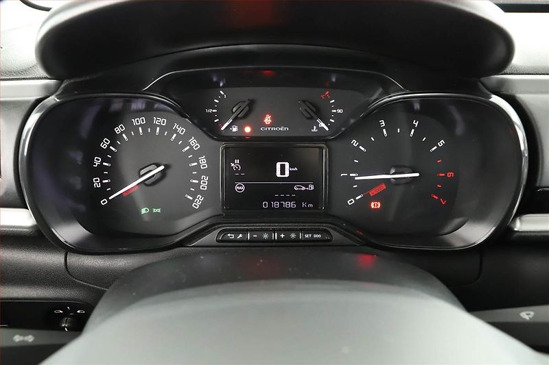 Citroën C3 (2019) 1.2 PureTech, ČR,1.maj - fotka 11 z 14