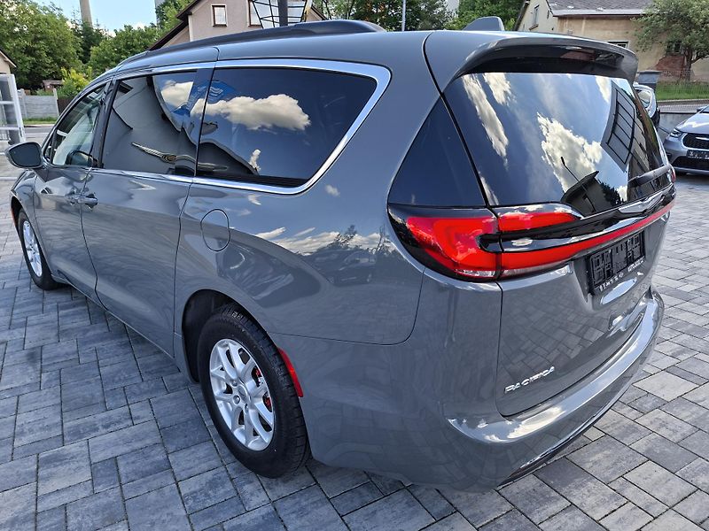 Chrysler Pacifica (2022) 3,6L V6, 7míst, kůže, servis - fotka 5 z 46