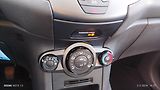 Ford Fiesta (2013) 1.25 16v  60 kw top stav - náhled 10