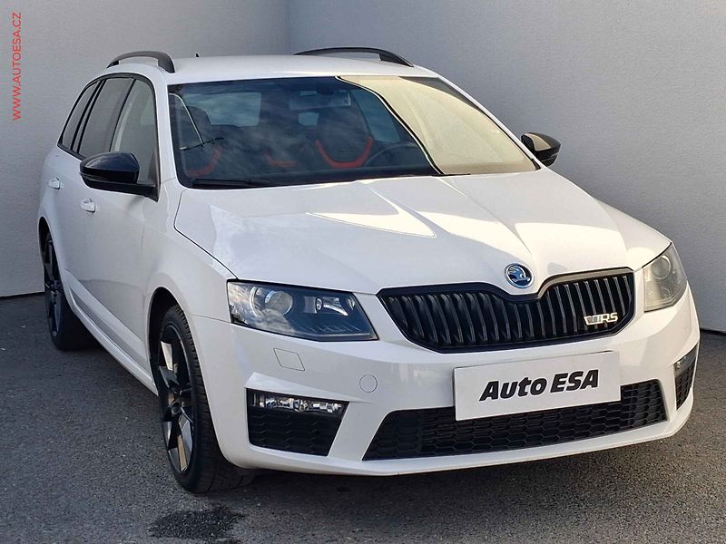 Škoda Octavia (2016) 2.0TDi, ČR, RS, bixen, kůže - fotografie inzerátu