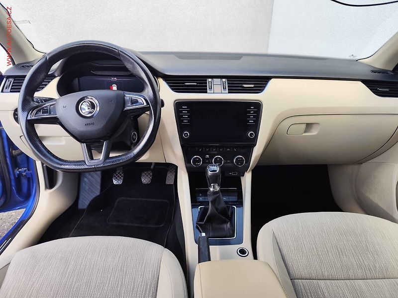 Škoda Octavia (2019) 2.0TDI, ČR, Style, LED, panor - fotka 10 z 33