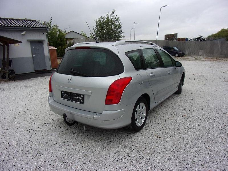 Peugeot 308 sw 1.6 - fotka 5 z 19