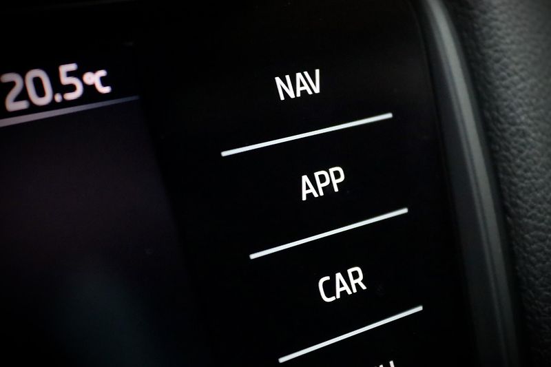 Škoda Octavia 3 FL Combi 1.4 TSI 110 kW - fotka 29 z 31