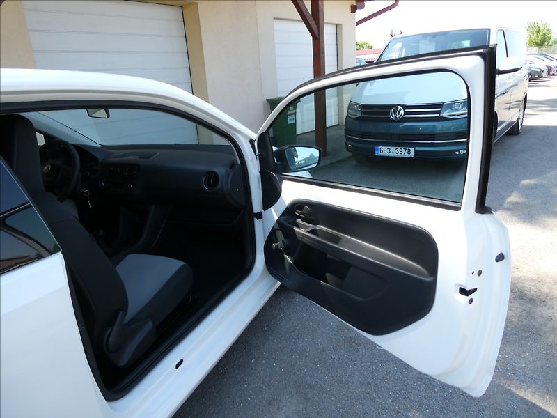 Škoda Citigo 1,0 MPi - fotka 15 z 26
