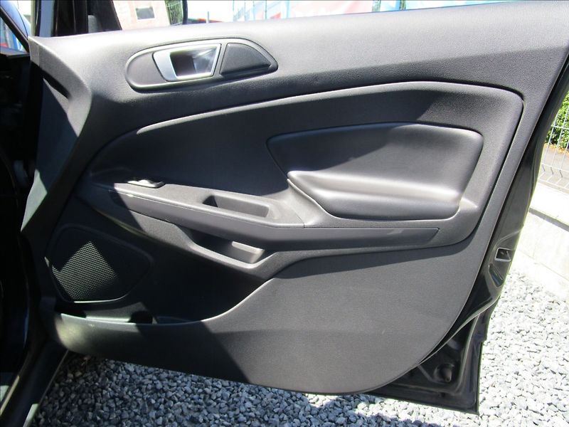Ford EcoSport 1.5TDCi aut. Klima - fotka 20 z 38