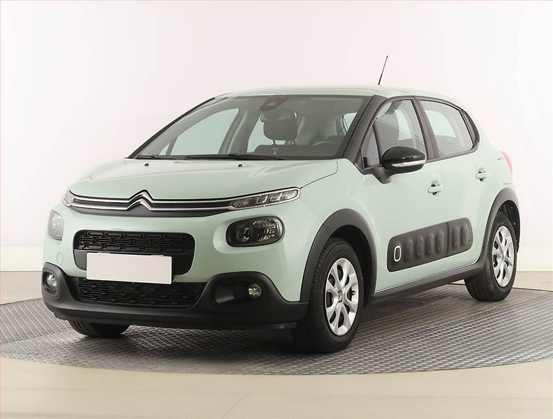 Citroën C3 (2019) 1.2 PureTech, Tempomat - fotka 2 z 20