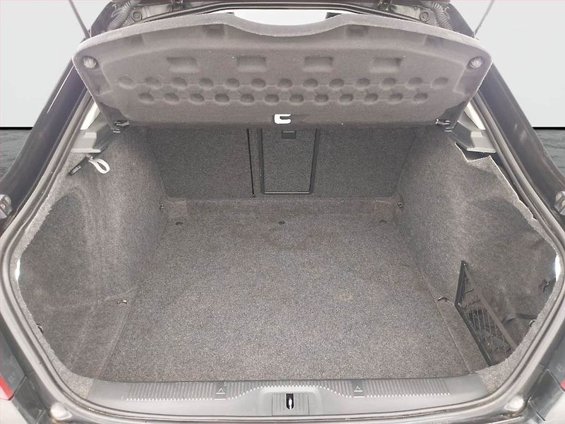 Škoda Octavia (2009) Elegance 1.9 TDI, po STK - fotka 14 z 18