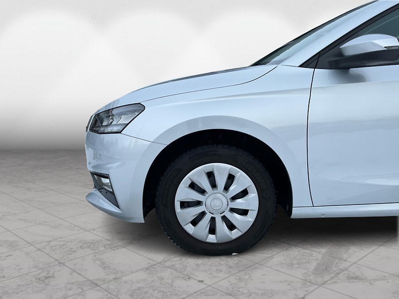 Škoda Fabia 1.0 MPI 59 kW Selection - fotka 10 z 26