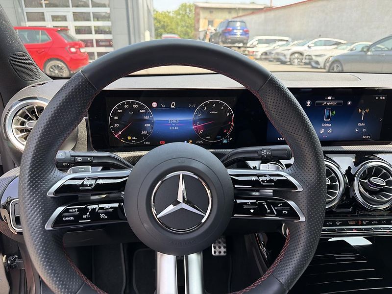 Mercedes-Benz Třídy A A 200 - fotka 10 z 16
