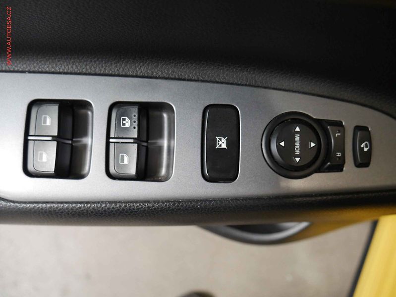 Kia Rio (2018) 1.0 T-GDi, ČR, Navi, AC - fotka 19 z 20