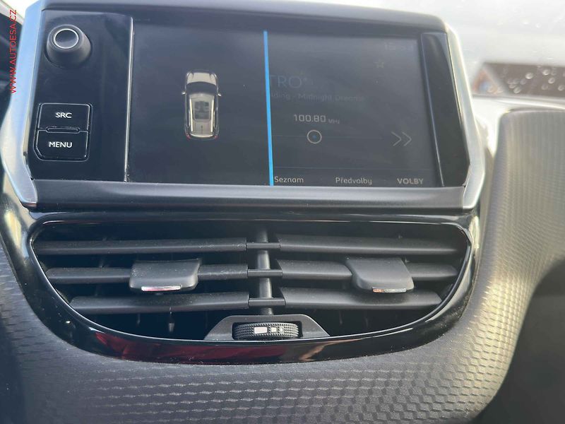 Peugeot 2008 (2018) 1.2PT, 2.maj,ČR, autoAC - fotka 15 z 21