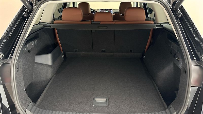 Škoda Kodiaq 2.0 TDI DSG 4x4 Exclusive Sele - fotka 17 z 32