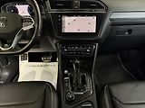 Volkswagen Tiguan Allspace R-LINE 180kW DCC H&K HUD PANO - náhled 18