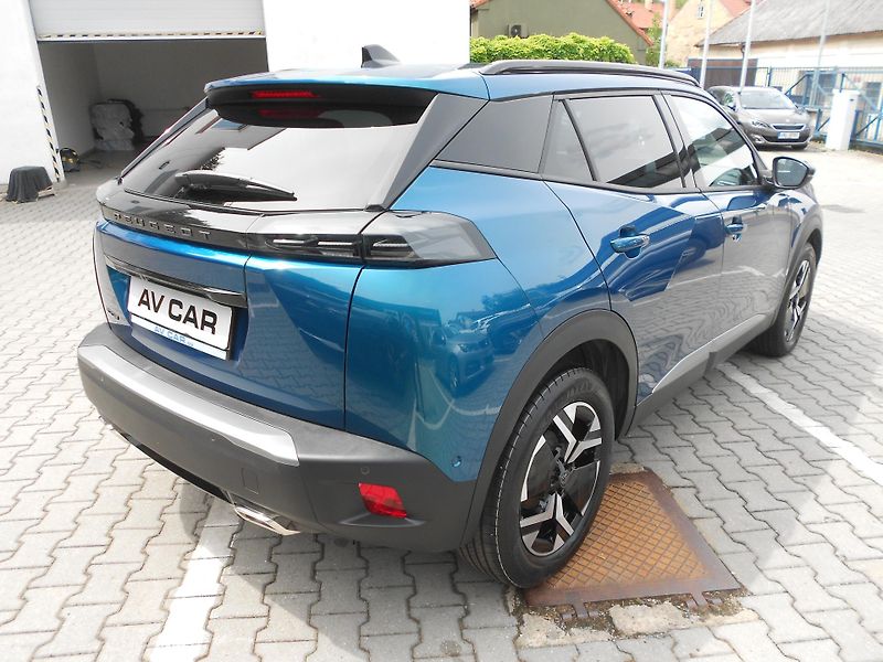 Peugeot 2008 ALLURE 1,2 AT8 adaptivní temp. - fotka 4 z 13