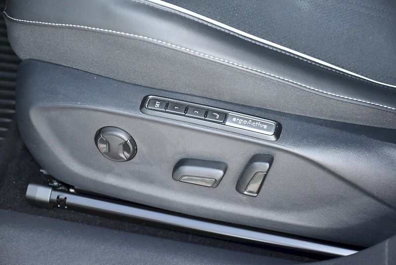 Volkswagen ID.7 Tourer (2024) Pro S People 210kW 86kWh - fotka 25 z 34