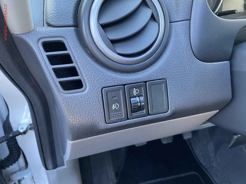 Suzuki SX4 (2014) 1.6i 4x4, ČR, Klima - fotka 15 z 16