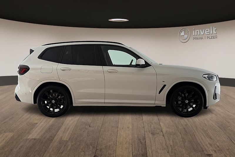 BMW X3 xDrive30d - fotka 2 z 17