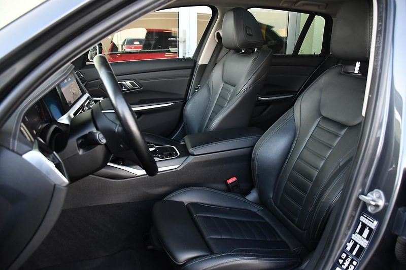BMW Řada 3 320d xD M-SPORT REZERVACE - fotka 12 z 42
