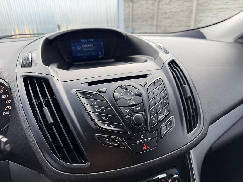 Ford Kuga 2.0TDCi 140PS 162TKM SERVIS!!! - fotka 160 z 162
