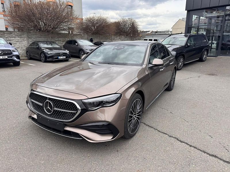 Mercedes-Benz Třídy E (2026) E 300 de 4MATIC - fotka 3 z 26