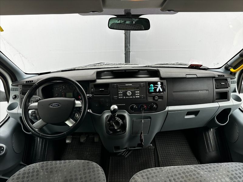Ford Transit 2.2 TDCi 74kW 9 míst L1H1 - fotka 17 z 36
