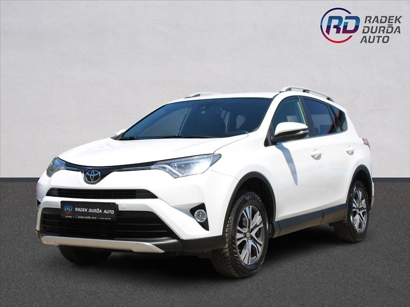 Toyota RAV4 2,0 D-4D  NOVÉ V ČR,TAŽNÉ - fotka 1 z 33