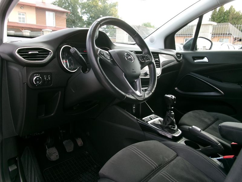 Opel Crossland (2022) 1,2PT FULLLED AC NAVI CAM - fotka 30 z 37
