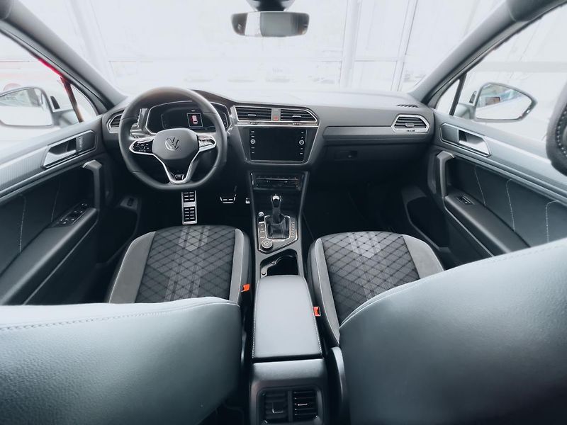 Volkswagen Tiguan (2022) - fotka 17 z 25
