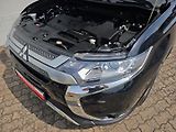 Mitsubishi Outlander (2021) 2.0 Mivec Diamant 2WD Kamera - náhled 35