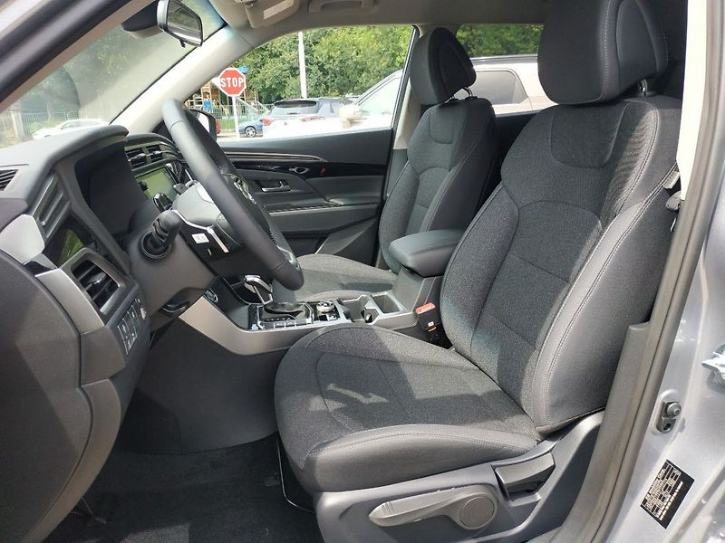 KGM Korando 1.5T, SMART,2WD, AT, SKLADEM - fotka 13 z 34