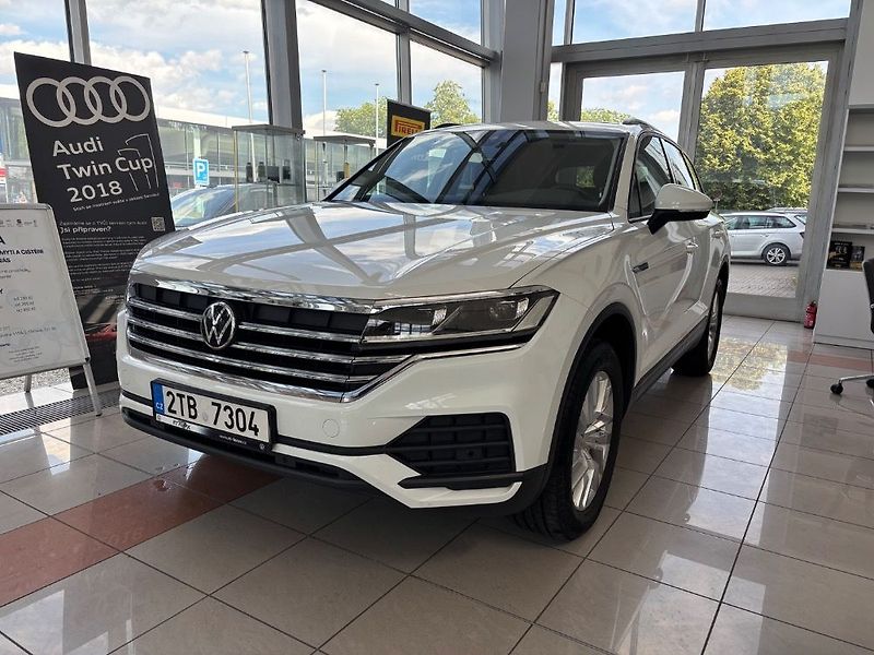 Volkswagen Touareg 3.0 TDI 170kW Tiptronic - fotka 1 z 17