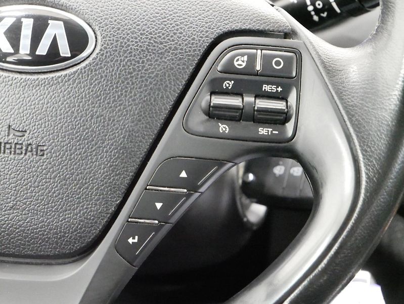 Kia Ceed - fotka 15 z 24