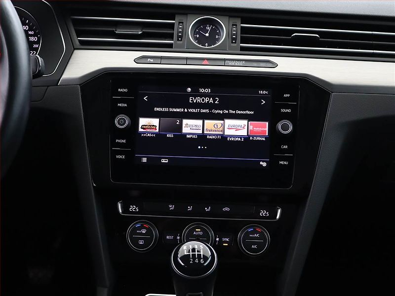 Volkswagen Arteon (2018) 1.5 TSI - fotka 10 z 18