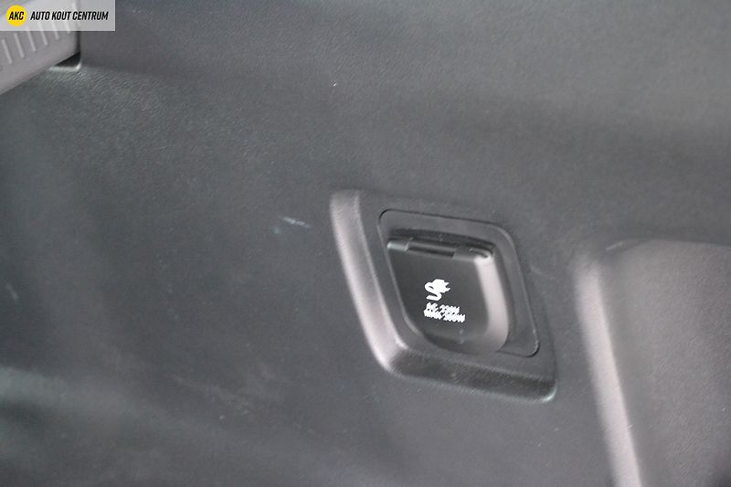 Hyundai Santa Fe 1.6T-GDI PHEV 4WD CALLIGRAPHY - fotka 31 z 73