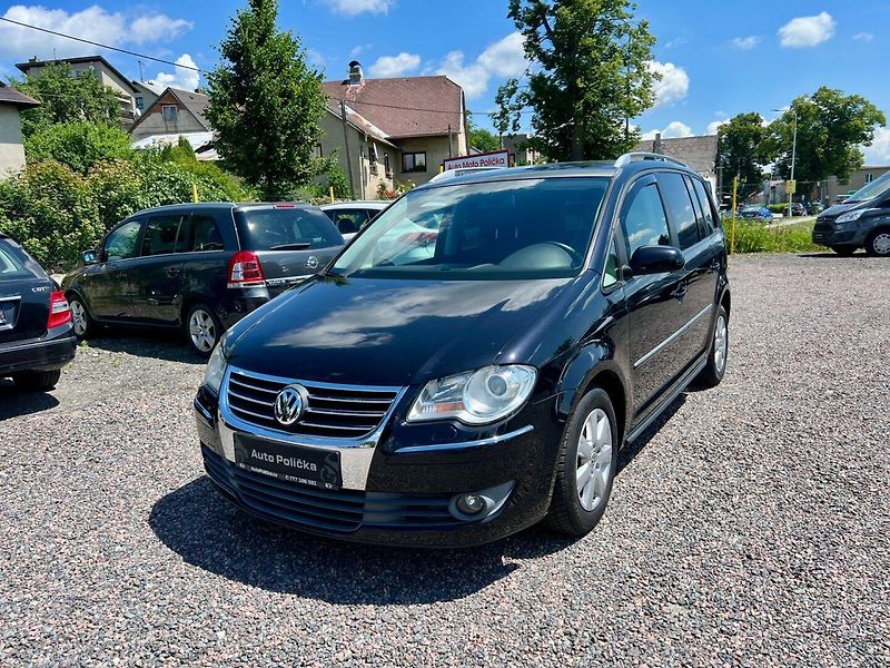 Volkswagen Touran (2008) 1.4 TS 103 kW DSG - fotka 1 z 20