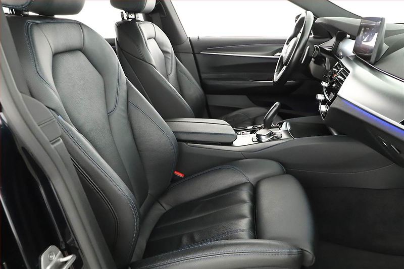 BMW Řada 6 (2022) 640i xDrive GT - fotka 7 z 20