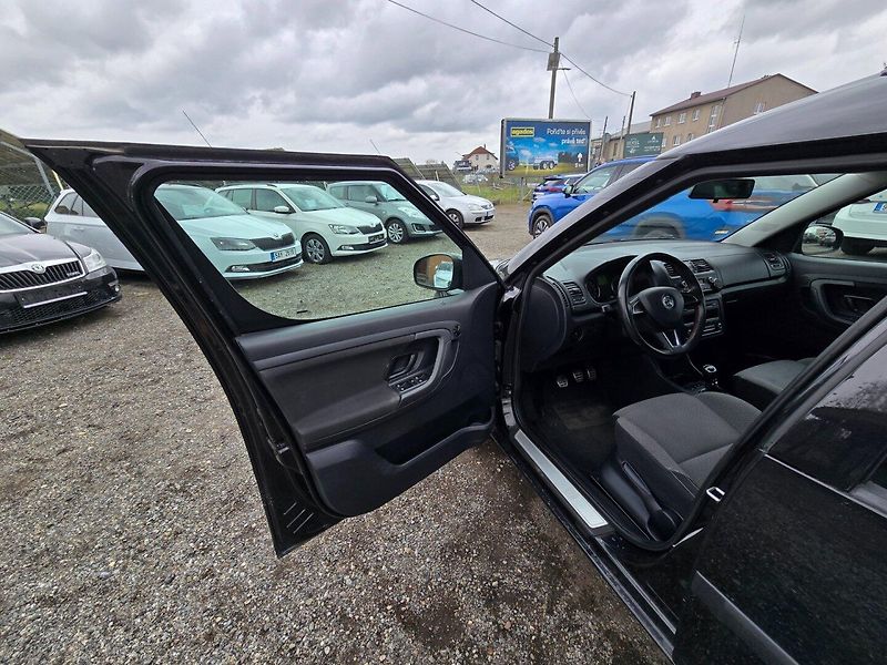 Škoda Roomster (2014) 1.6 TDi 77KW El - fotka 9 z 23