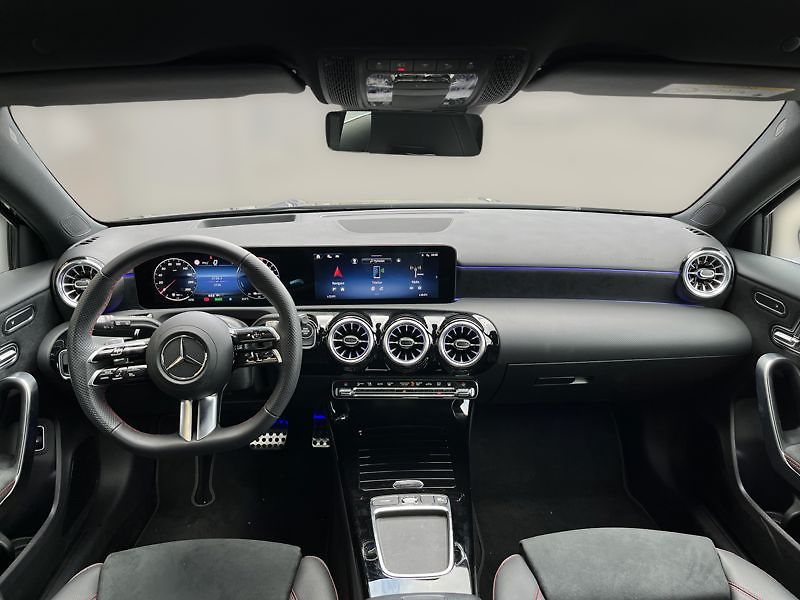 Mercedes-Benz Třídy A A-Třída 250e EQ AMG Style - fotka 14 z 21